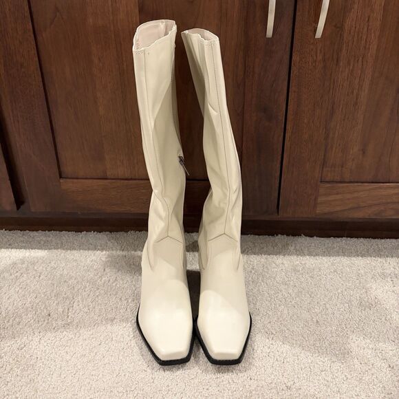 New Vince Camuto Women's Sangeti Wide Calf (XC) Boot Ivory Leather size 7 Wide - Picture 11 of 12